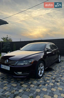 Седан Volkswagen Passat 2012 в Харькове