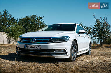 Универсал Volkswagen Passat 2017 в Одессе