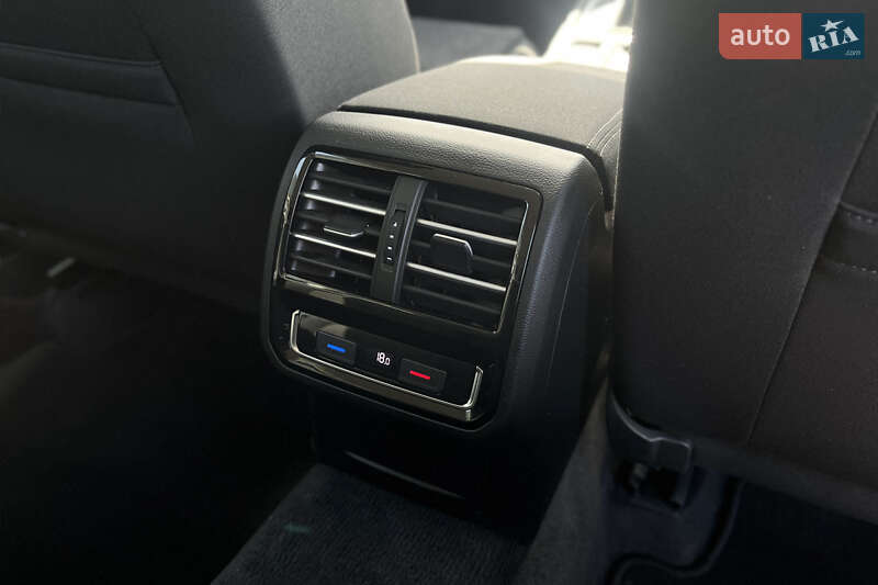 Универсал Volkswagen Passat 2015 в Мукачево