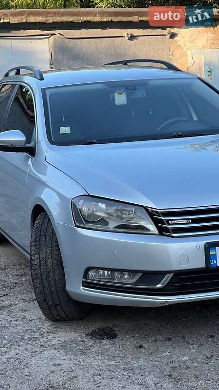 Универсал Volkswagen Passat 2013 в Павлограде