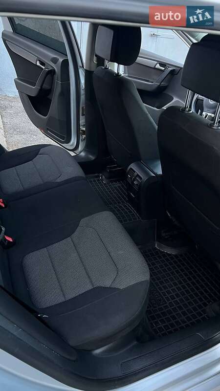 Универсал Volkswagen Passat 2013 в Павлограде