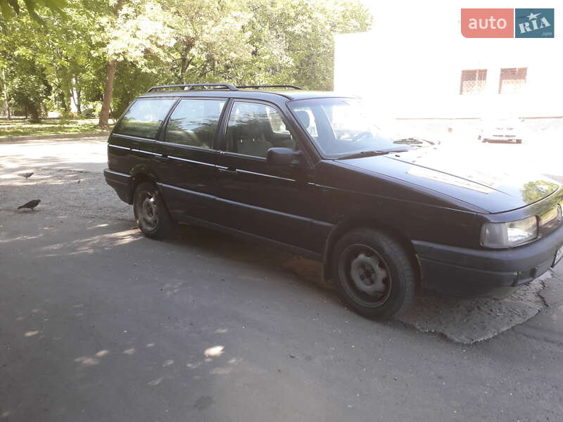 Универсал Volkswagen Passat 1991 в Одессе