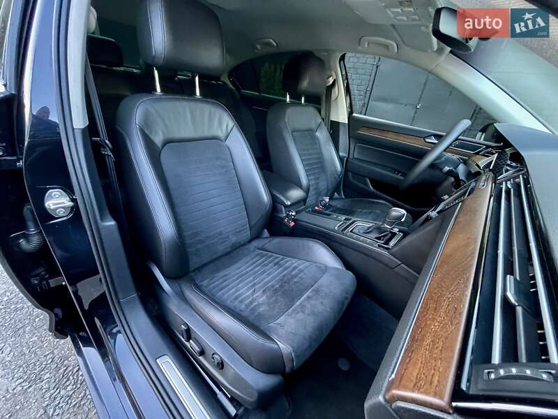 Седан Volkswagen Passat 2015 в Киеве