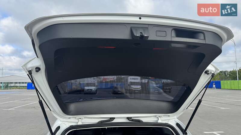 Универсал Volkswagen Passat 2020 в Бершади