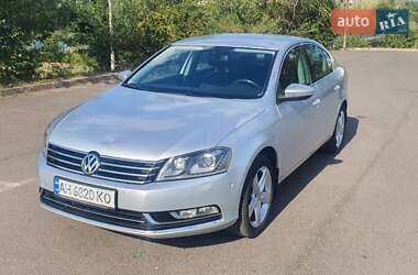 Седан Volkswagen Passat 2011 в Кривом Роге