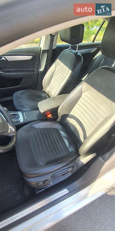 Седан Volkswagen Passat 2011 в Кривом Роге фото 11 Седан Volkswagen Passat 2011 в Кривом Роге