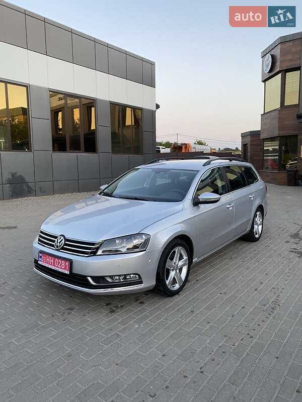 Volkswagen Passat 2011
