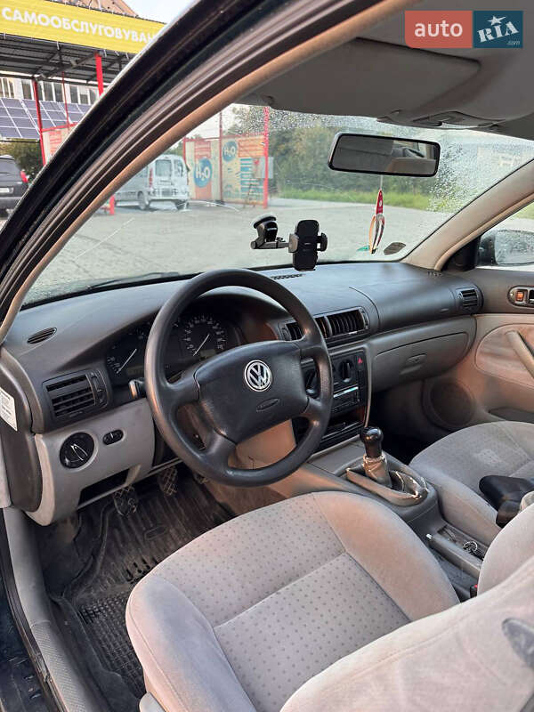 Седан Volkswagen Passat 1996 в Черновцах фото 3 Седан Volkswagen Passat 1996 в Черновцах