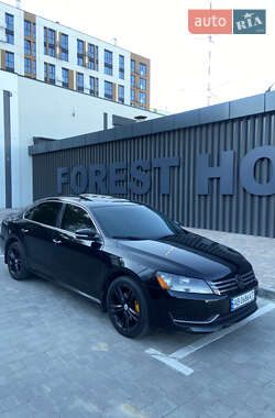 Седан Volkswagen Passat 2012 в Виннице