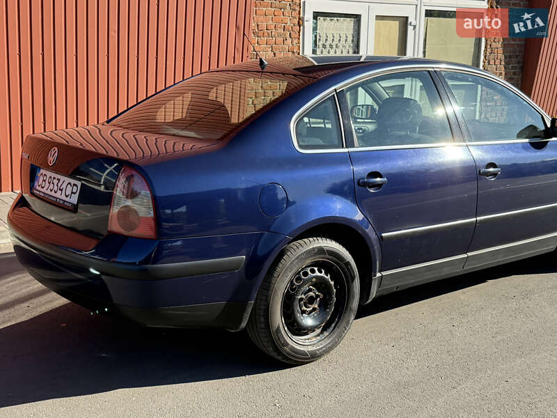 Седан Volkswagen Passat 2001 в Чернігові