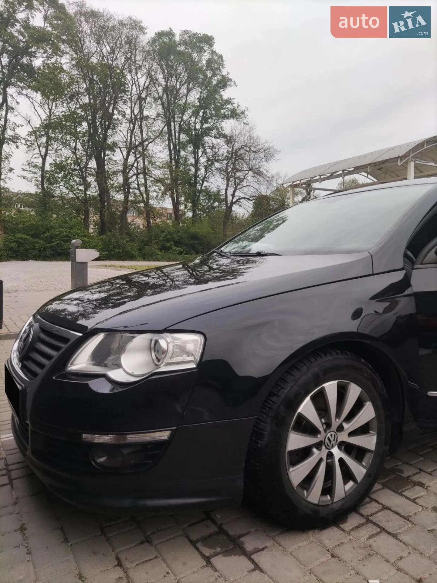 2010 Volkswagen Passat - мініатюра 3