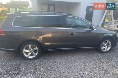 Универсал Volkswagen Passat 2012 в Ужгороде