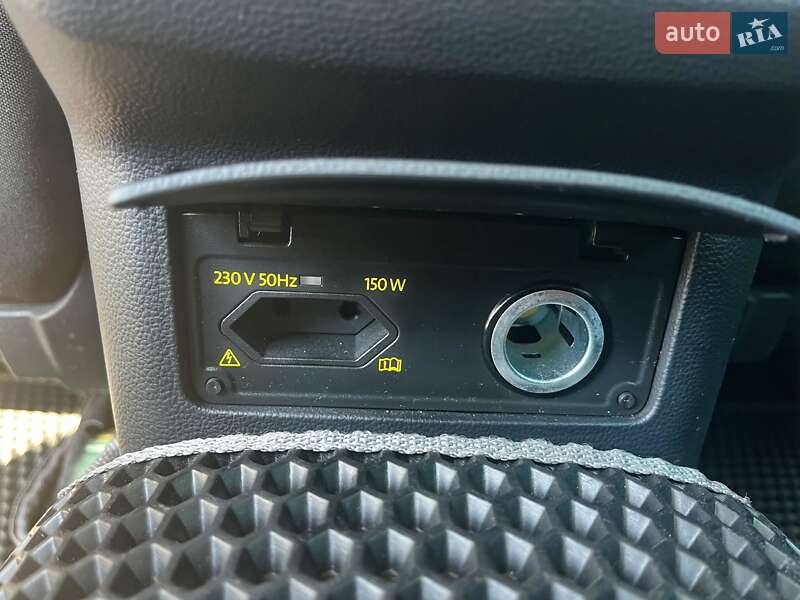 Універсал Volkswagen Passat 2014 в Тернополі