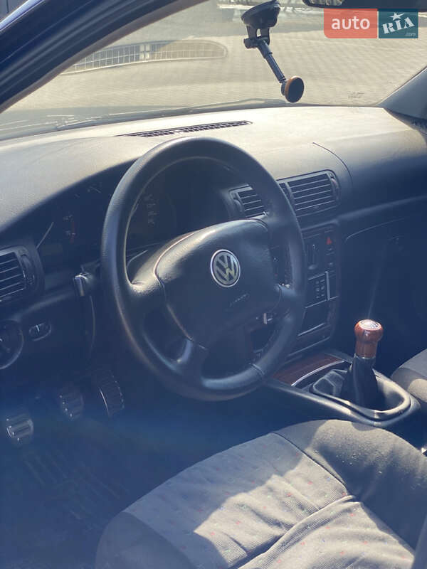 Седан Volkswagen Passat 1997 в Тернополе