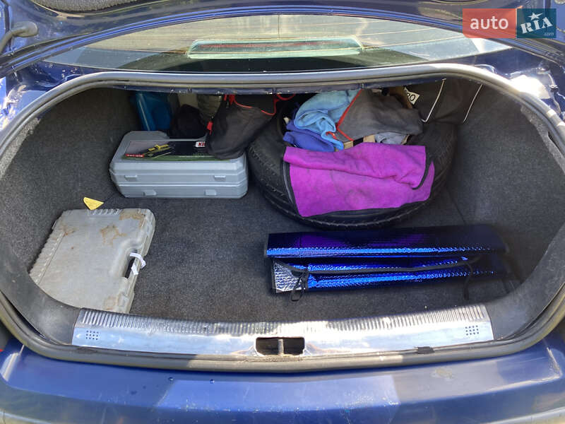 Седан Volkswagen Passat 1997 в Тернополе