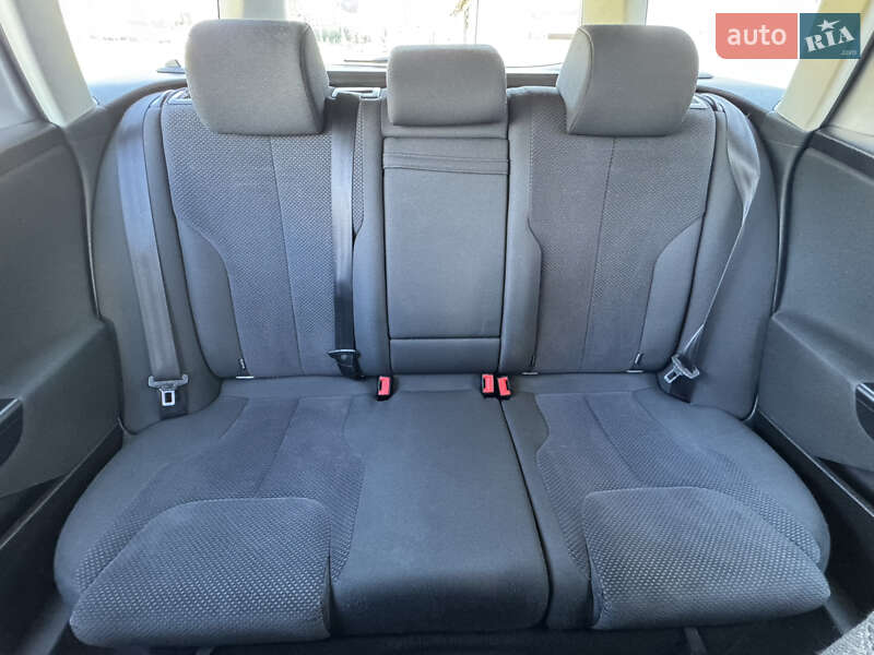 Универсал Volkswagen Passat 2010 в Киеве фото 25 Универсал Volkswagen Passat 2010 в Киеве