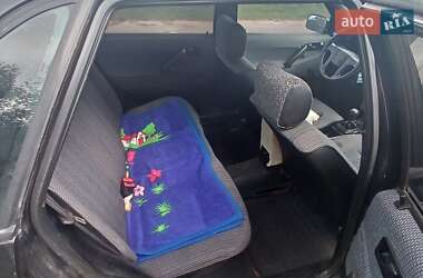 Седан Volkswagen Passat 1991 в Березному
