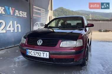 Седан Volkswagen Passat 1997 в Сколе