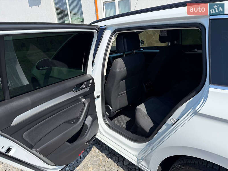 Універсал Volkswagen Passat 2018 в Коломиї