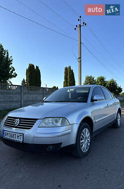 Седан Volkswagen Passat 2005 в  Седан Volkswagen Passat 2005 в