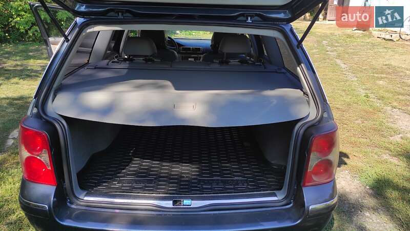 Универсал Volkswagen Passat 2003 в Вольнянске