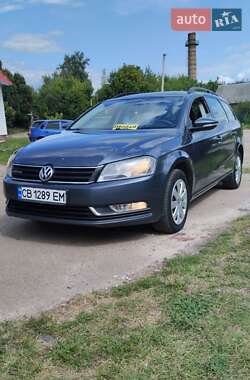 Универсал Volkswagen Passat 2012 в Чернигове