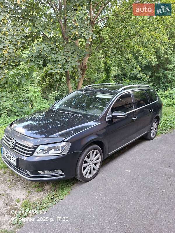 Volkswagen Passat 2011 Volkswagen Passat 2011