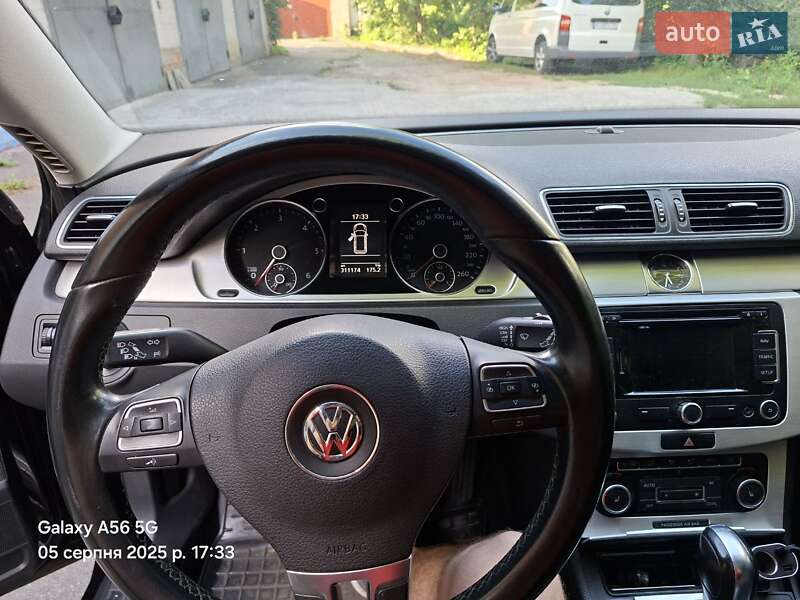 Универсал Volkswagen Passat 2011 в Киеве фото 15 Универсал Volkswagen Passat 2011 в Киеве