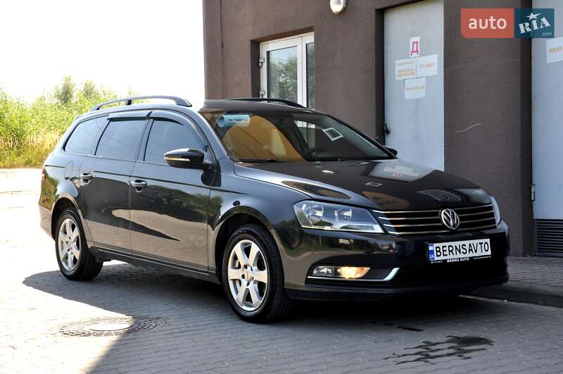 Volkswagen Passat 2011