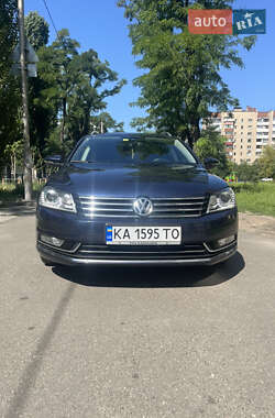 Універсал Volkswagen Passat 2011 в Києві