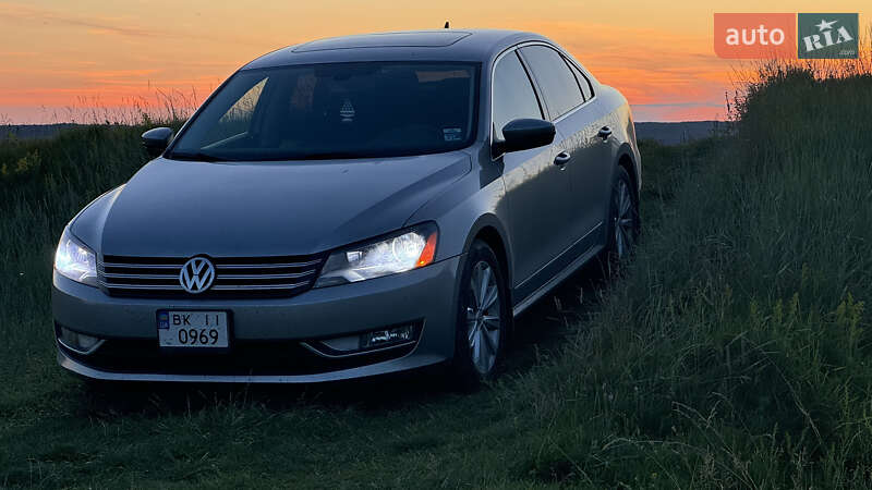 Volkswagen Passat 2012 Volkswagen Passat 2012