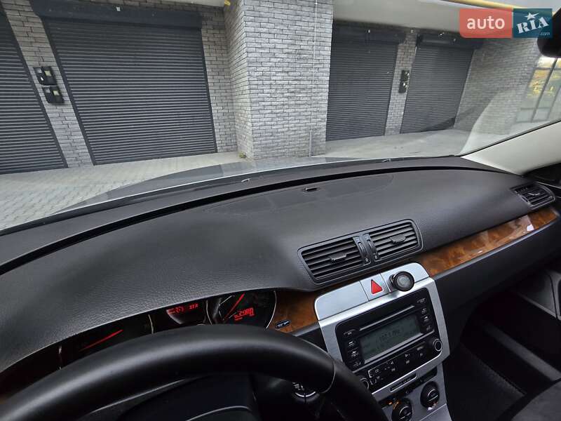 Седан Volkswagen Passat 2008 в Хмельницком