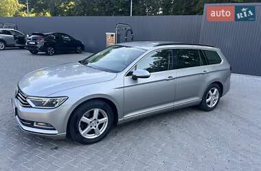 Універсал Volkswagen Passat 2015 в Івано-Франківську