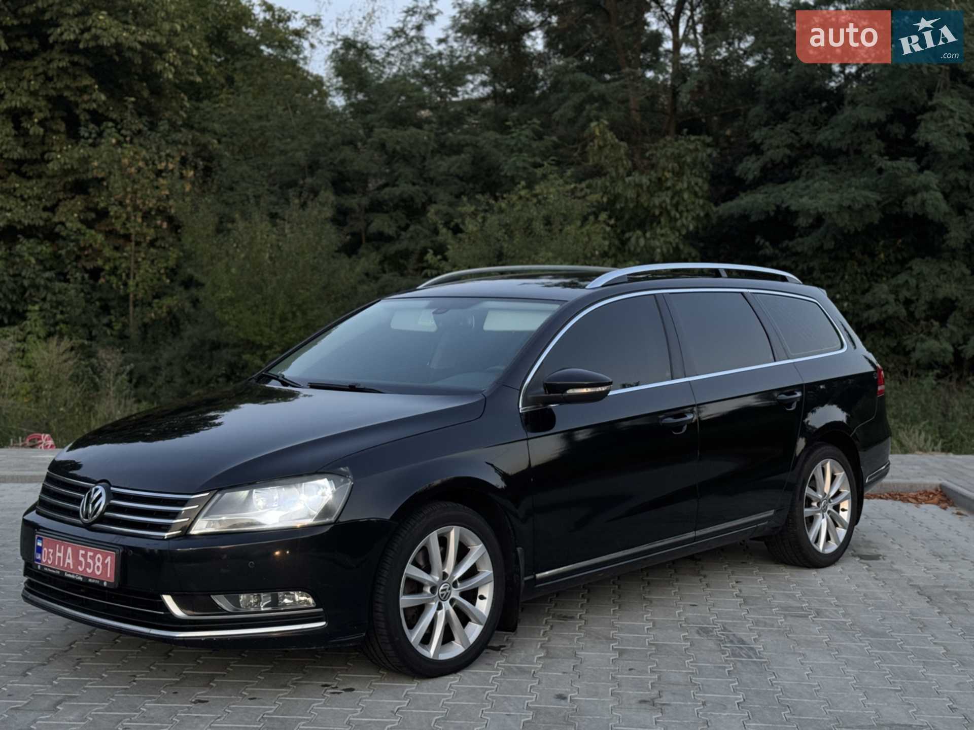 2010 Volkswagen Passat - мініатюра 4