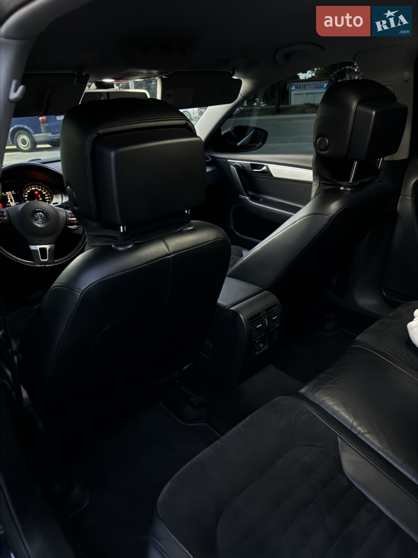 2010 Volkswagen Passat - мініатюра 16