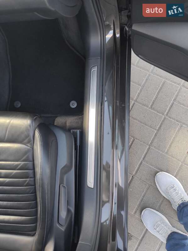 Універсал Volkswagen Passat 2015 в Житомирі