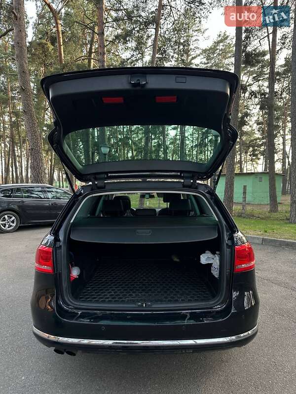 Универсал Volkswagen Passat 2013 в Чернигове