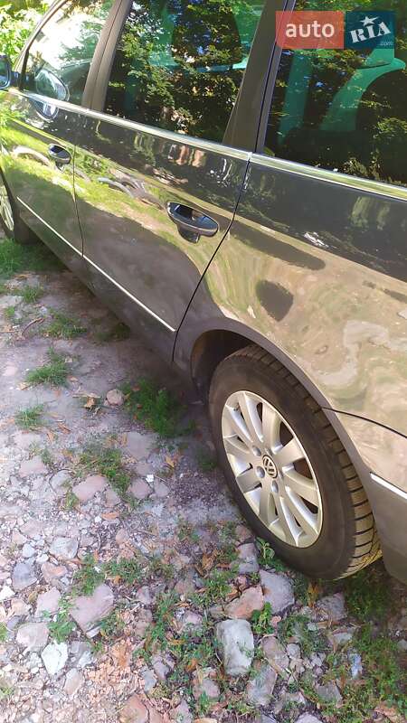 Универсал Volkswagen Passat 2010 в Умани