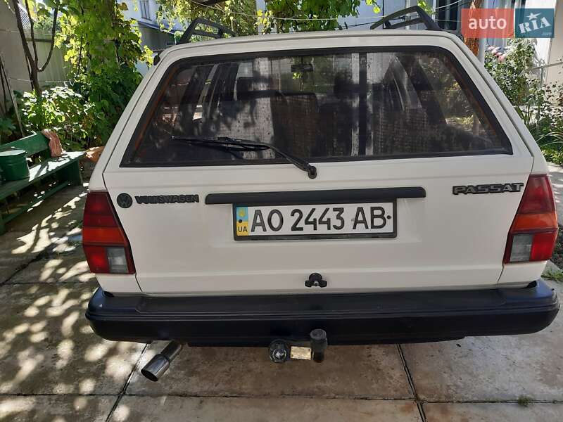 Универсал Volkswagen Passat 1987 в Виноградове