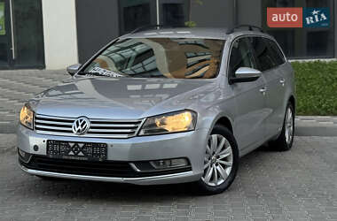 Универсал Volkswagen Passat 2011 в Ровно