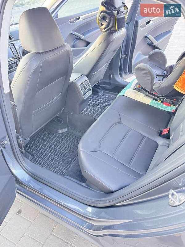Седан Volkswagen Passat 2018 в Кривому Розі