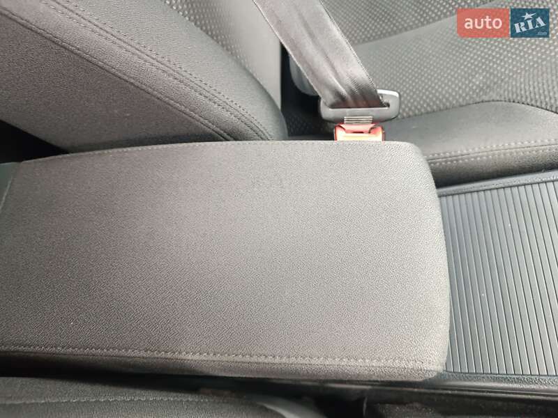 Седан Volkswagen Passat 2006 в Ковелі