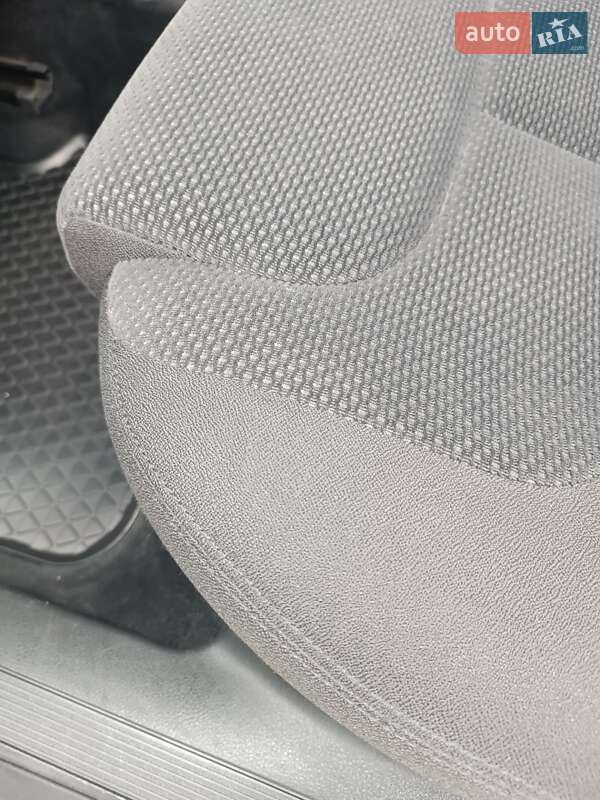 Седан Volkswagen Passat 2006 в Ковелі