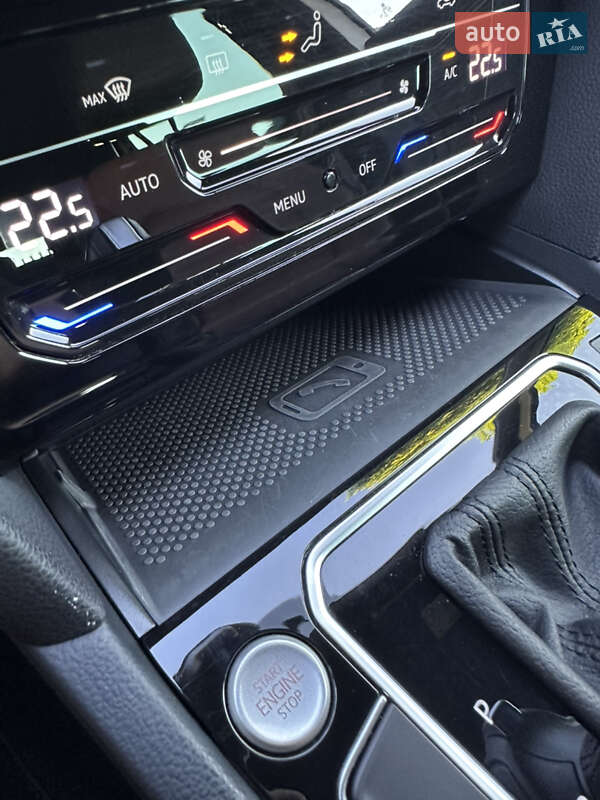 Универсал Volkswagen Passat 2021 в Умани фото 47 Универсал Volkswagen Passat 2021 в Умани