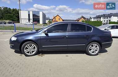 Седан Volkswagen Passat 2006 в Шепетівці