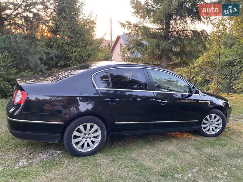 Седан Volkswagen Passat 2008 в Дрогобичі