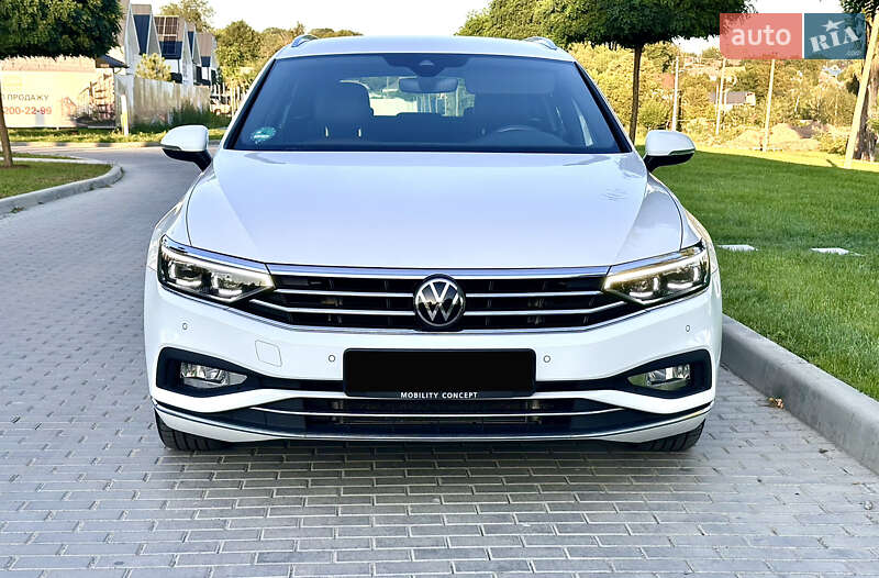 Универсал Volkswagen Passat 2021 в Умани фото 12 Универсал Volkswagen Passat 2021 в Умани