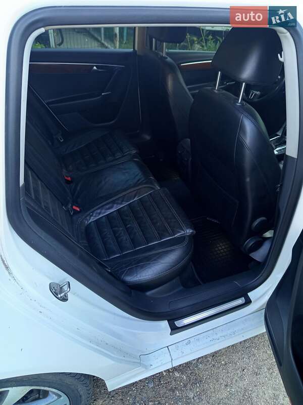 Универсал Volkswagen Passat 2010 в Кропивницком фото 5 Универсал Volkswagen Passat 2010 в Кропивницком