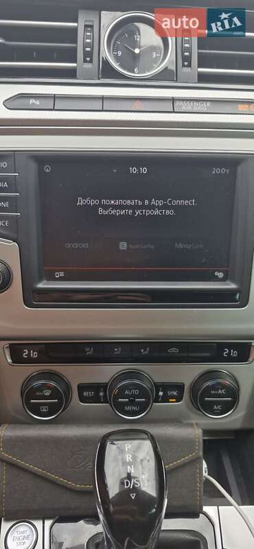 Универсал Volkswagen Passat 2015 в Луцке