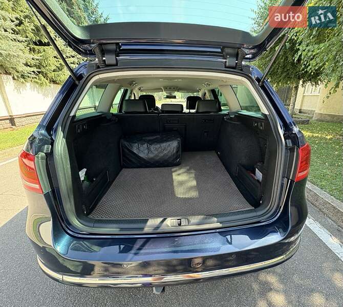 Універсал Volkswagen Passat 2012 в Полтаві